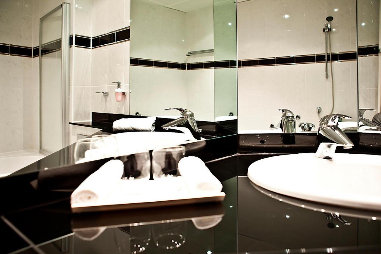Hotel Schloss Schwarzenfeld ห้อง รูปภาพ